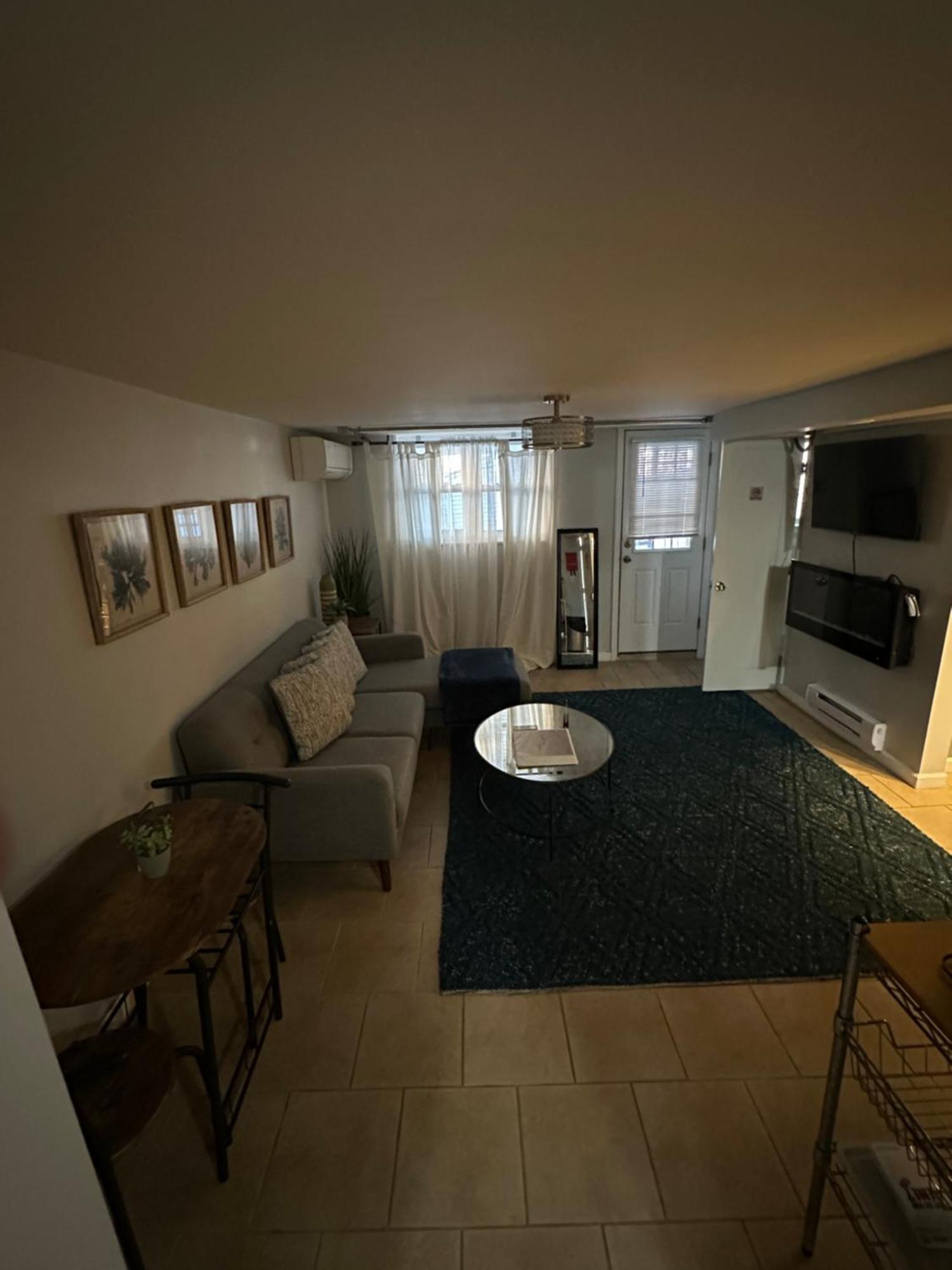 Morris Park Area Apartment New York Bagian luar foto